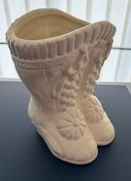 Brocante vaas bloempot laarzen laars 22 cm hoog, Gebruikt, Overige kleuren, Aardewerk of Porselein, Ophalen of Verzenden