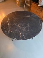 Mooie ronde salontafel met marmerlook, Huis en Inrichting, Tafels | Salontafels, Ophalen, Metaal, 50 tot 100 cm, Rond