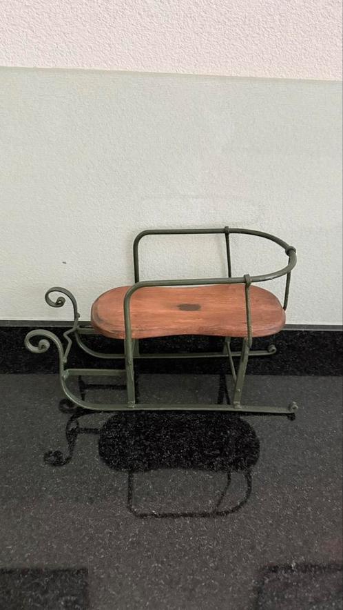 Mooi gemaakte poppen-beren slee. Leuk stukje handenarbeid!, Antiek en Kunst, Antiek | Speelgoed, Ophalen of Verzenden