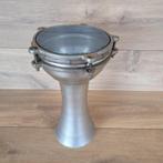 Darbuka trommel.  32 cm hoog, 20 cm diameter., Muziek en Instrumenten, Drumstellen en Slagwerk, Overige merken, Gebruikt, Onbekend