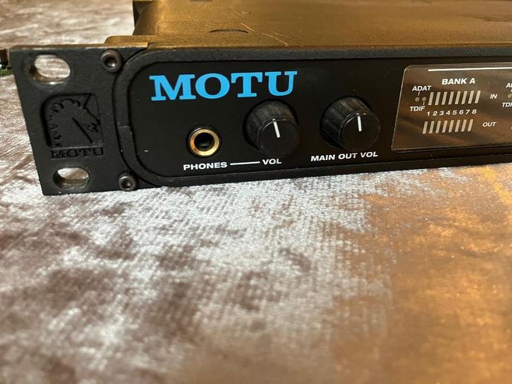 Motu MK2408MK3 audio-wire PC interface met PCI e card, Muziek en Instrumenten, Midi-apparatuur, Gebruikt, Ophalen