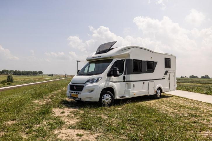 Adria MATRIX M 670SC Queensbed | Airco | Trekhaak |, Caravans en Kamperen, Campers, Bedrijf, Adria, Diesel, Handgeschakeld, Afzuigkap