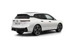 BMW iX xDrive60 M Sportpakket | M Sportpakket Pro | Comfort, Auto's, Automaat, Stof, Wit, 2480 kg