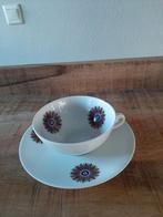 Vintage Arzberg kop en schotel met bloemmotief, Huis en Inrichting, Ophalen, Zo goed als nieuw, Overige stijlen, Kop(pen) en/of Schotel(s)