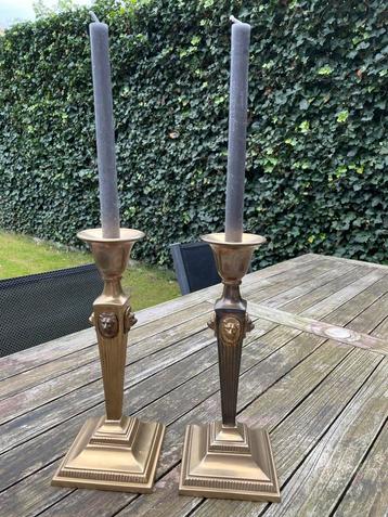 Twee bronzen/koperen? kandelaars (antiek/vintage)  beschikbaar voor biedingen