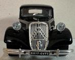 Vintage 1938 Citroen 15 CV TA in black  by Burago., Hobby en Vrije tijd, Modelauto's | 1:24, Ophalen of Verzenden, Zo goed als nieuw