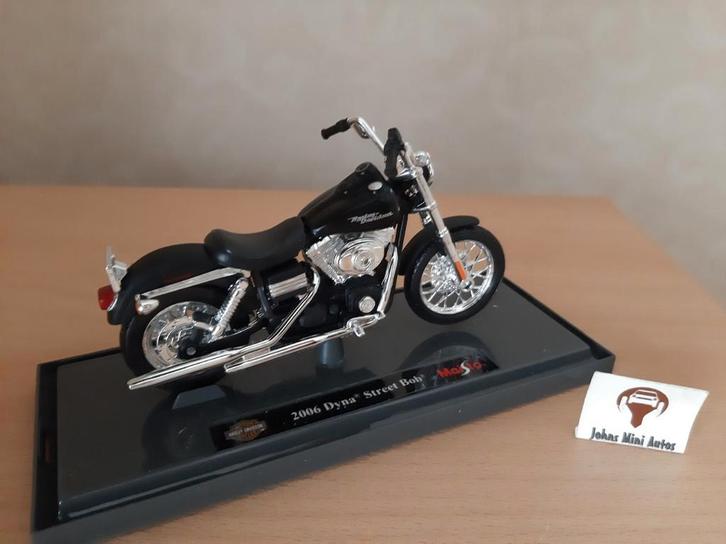 Harley Davidson Dyna Street Bob 2006 zwart 1:18, Hobby en Vrije tijd, Modelauto's | 1:18, Nieuw, Motor, Overige merken, Ophalen of Verzenden