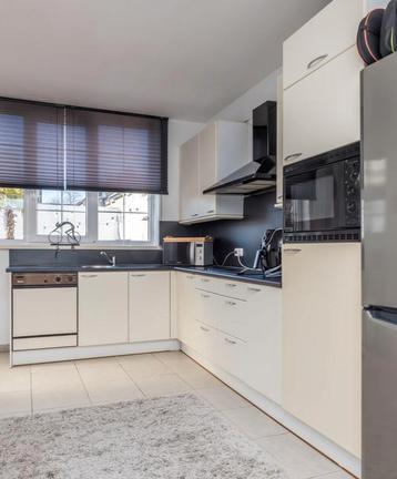 Complete keuken met inbouwapparatuur, zelf demonteren  beschikbaar voor biedingen