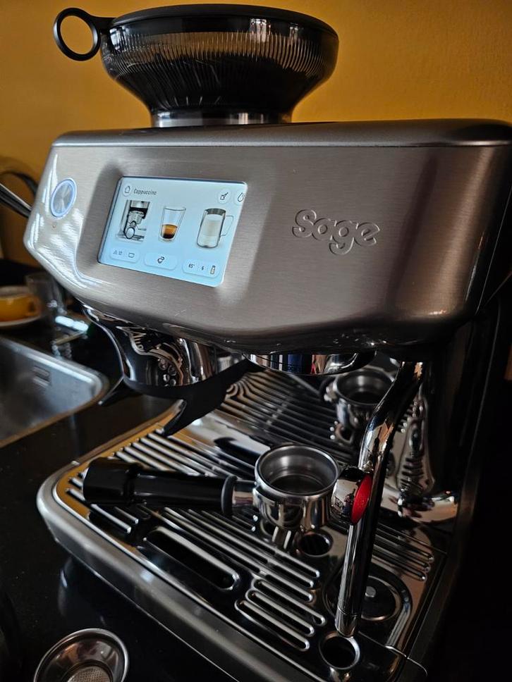 Sage Barista Touch Impress Espresso Machine, Witgoed en Apparatuur, Koffiezetapparaten, Zo goed als nieuw, Koffiebonen, Espresso apparaat