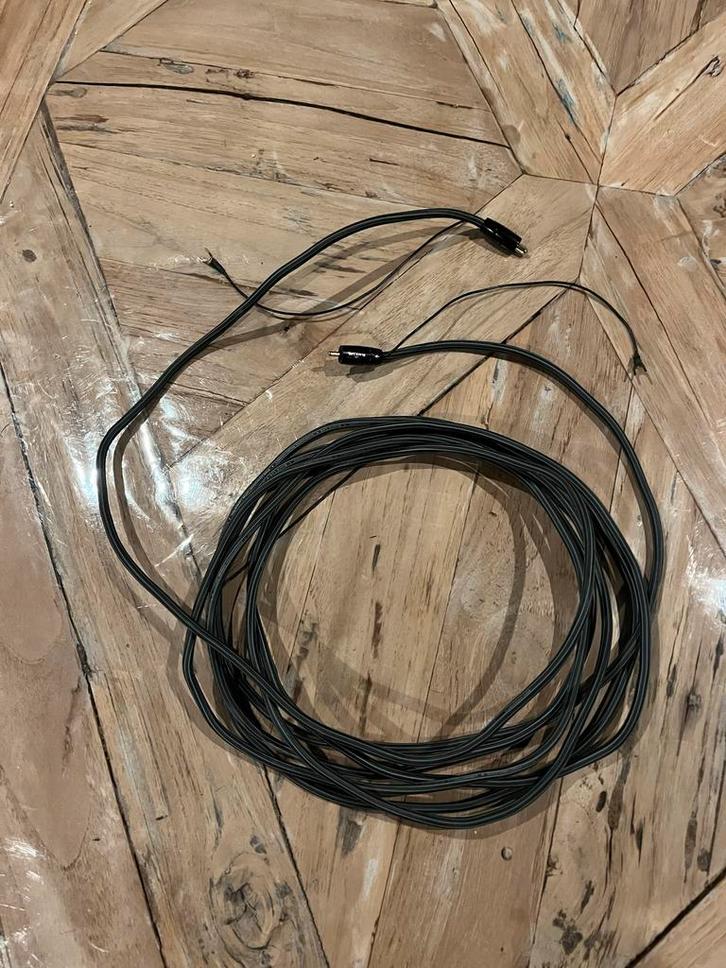 Audioquest Subwoofer Kabel RCA - 5 Meter - Zo Goed Als Nieuw, Audio, Tv en Foto, Audiokabels en Televisiekabels, Zo goed als nieuw