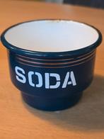 Antiek emaille petrol blauw
SODA bakje met 3x bies
€ 10,00, Antiek en Kunst, Antiek | Emaille, Ophalen of Verzenden