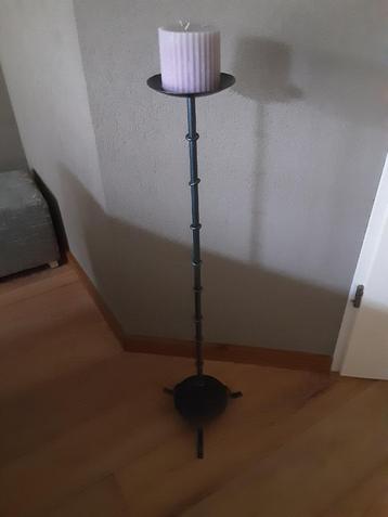 GRATIS  Staande Kandelaar beschikbaar voor biedingen