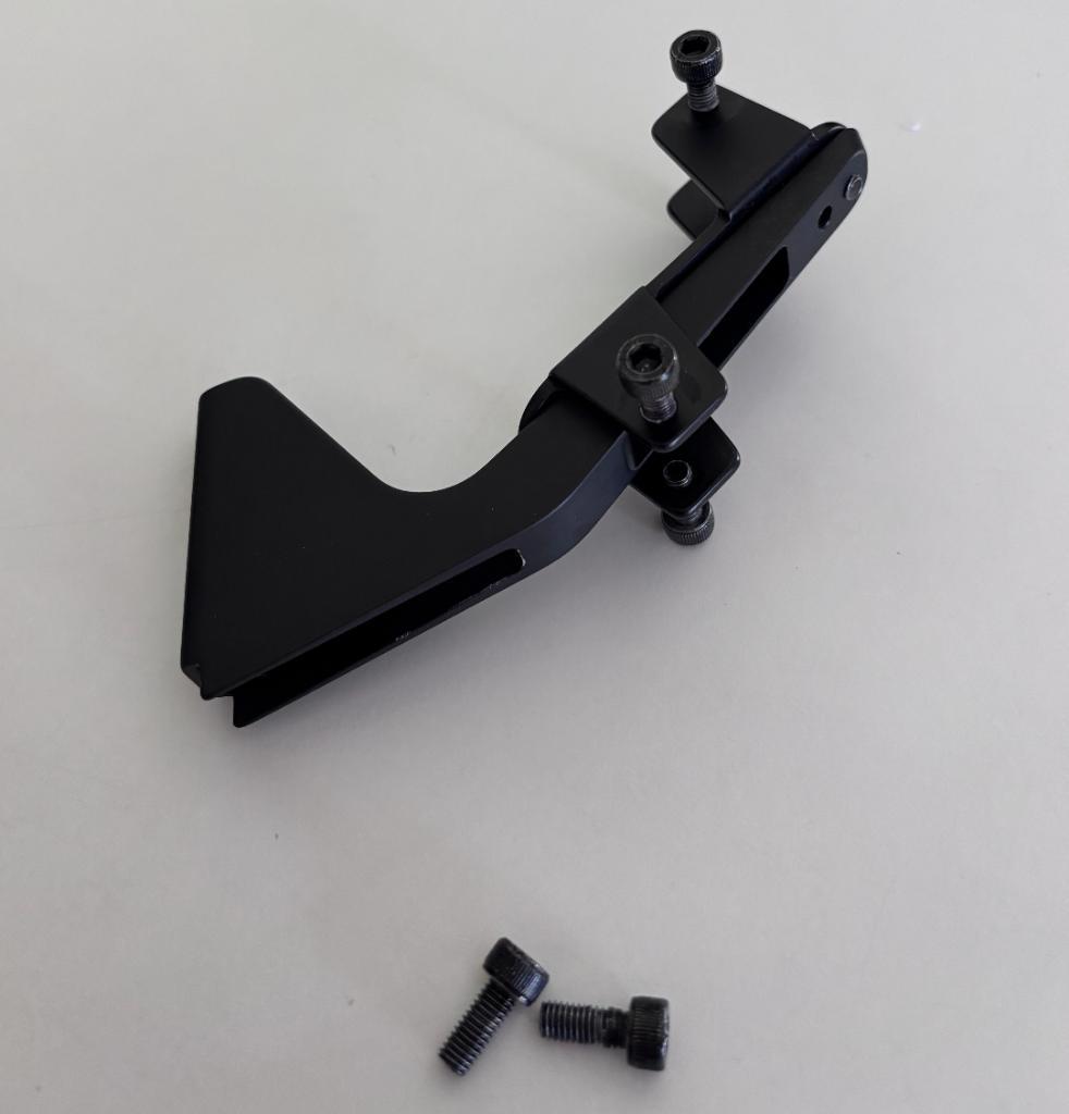 Canyon　GP0376-01　SpeedmaxTriBottleHolder vfbp54bmjvef1.png