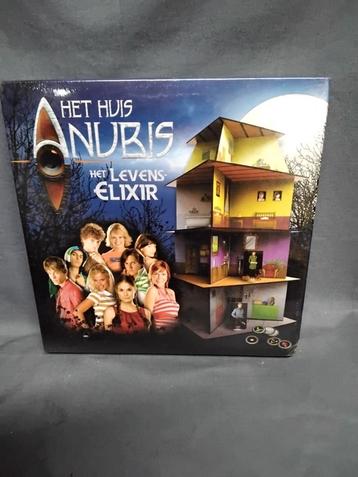 Het Huis Anubis: Het Levenselixir Bordspel nieuw beschikbaar voor biedingen