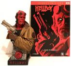 Hellboy Bust + 3 Dvd Boxset ( Sideshow Collectibles ), Ophalen, Zo goed als nieuw, Film, Beeldje, Replica of Model