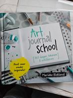 Marieke Blokland - Art journal school, Boeken, Ophalen of Verzenden, Zo goed als nieuw, Tekenen en Schilderen, Marieke Blokland