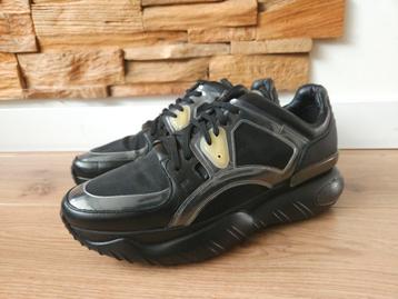 Fendi Chuncky sneakers maat 11 / 45 schoenen 100% ORIGINEEL! beschikbaar voor biedingen