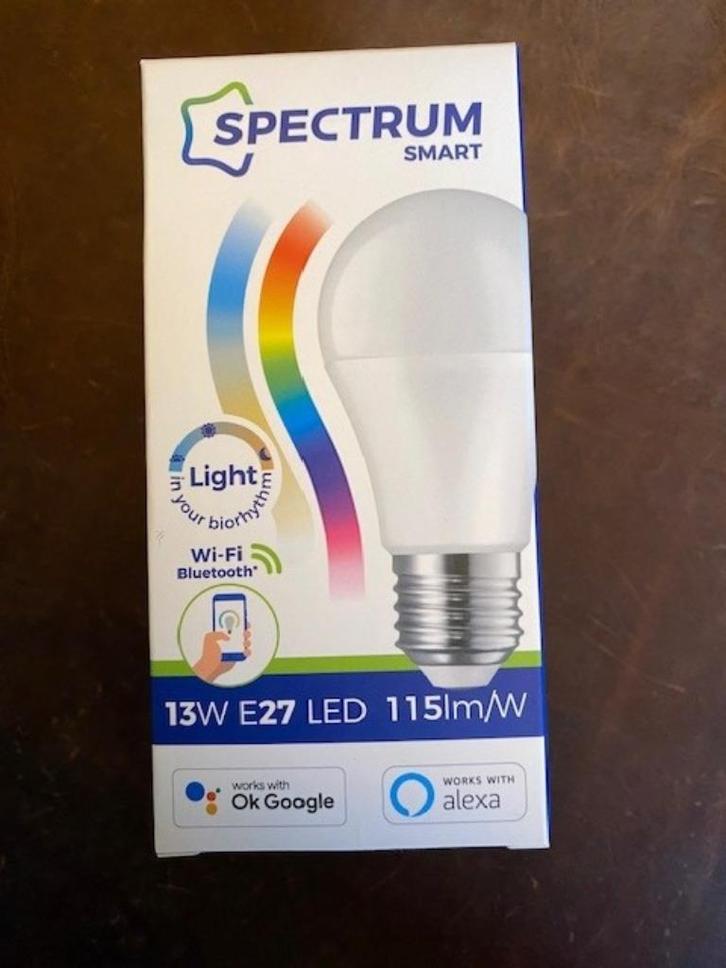 Spectrum SMART lampen 3 X E14 + 2 X E27 lamp 5 stuks lamp, Huis en Inrichting, Lampen | Losse lampen, Zo goed als nieuw, Led-lamp