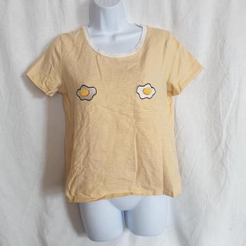 Grappig geel wit dames shirtje met eieren. Mt L Merk Daphnea beschikbaar voor biedingen