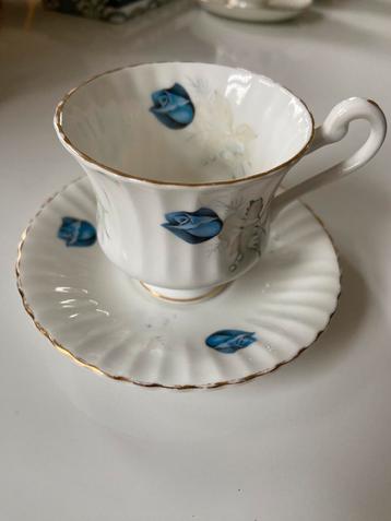 Royal Hamilton - Blue Rose thee kop en schotel beschikbaar voor biedingen