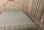 Witte metalen 2 persoons bed 140cm breed incl. lattenbodem, Huis en Inrichting, Slaapkamer | Bedden, Ophalen, Wit, Tweepersoons
