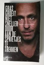 Marcel van Roosmalen: Gras groeit niet sneller door aan de, Gelezen, Ophalen of Verzenden, Marcel van Roosmalen, Eén auteur