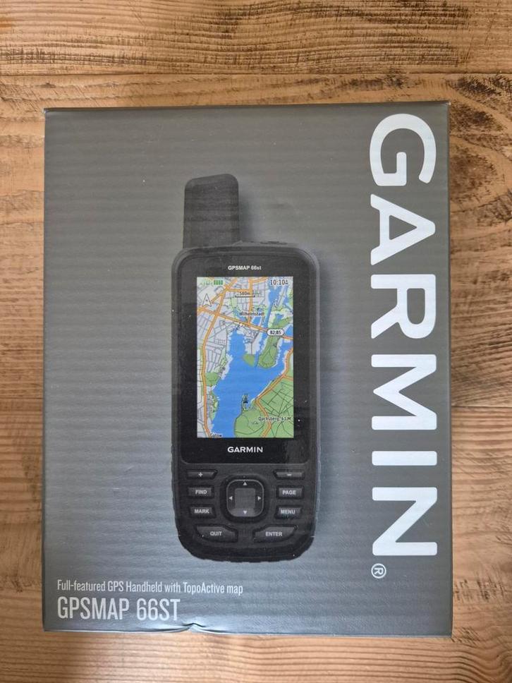 Garmin GPSMAP 66st met Onroute TopoActive uitbreiding, Computers en Software, Navigatiesoftware, Zo goed als nieuw, Landkaarten