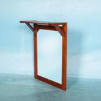 Deense teakhouten spiegel met hoedenplank jaren 60, Ophalen of Verzenden, Gebruikt, Rechthoekig