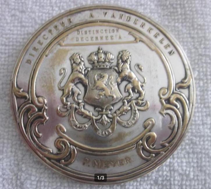 Verzilverde Penning Hoger Instituut Schilderkunst Brussel., Postzegels en Munten, Penningen en Medailles, Overige materialen, Buitenland