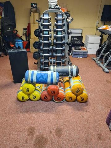 Powerbag / Sandbag / Challenge Bag / Kickboks trapkussen  beschikbaar voor biedingen