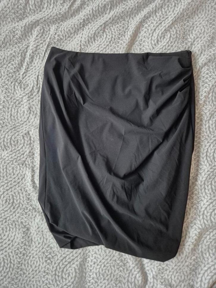 Zwarte ballonrok van FAR HILLS - Maat M, Kleding | Dames, Rokken, Zo goed als nieuw, Maat 38/40 (M), Zwart, Boven de knie, Ophalen of Verzenden