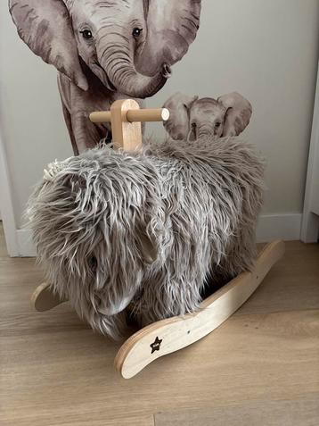 Kid's Concept Hobbelmammoet beschikbaar voor biedingen