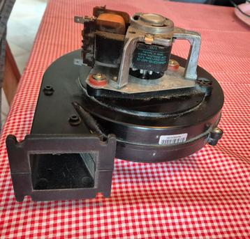 EBM G2K160-AA07-05 Ventilator Motor beschikbaar voor biedingen