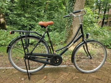 28" inch zwarte Omafiets stationfiets merk Limit  beschikbaar voor biedingen