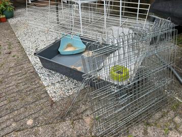 Konijnenhok en ren beschikbaar voor biedingen
