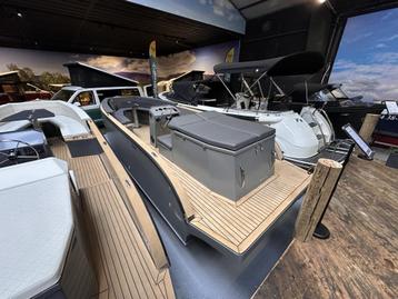 Futuro ZX20 | Aluminium Tender | Elektrisch- of brandstofmot beschikbaar voor biedingen