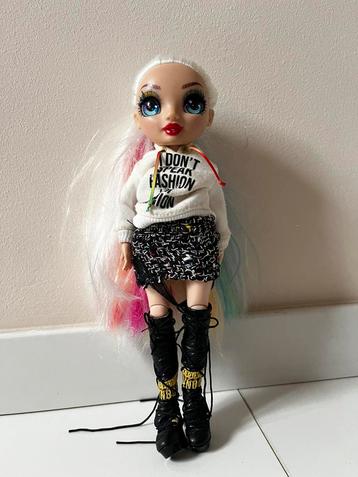 Rainbow high pop beschikbaar voor biedingen