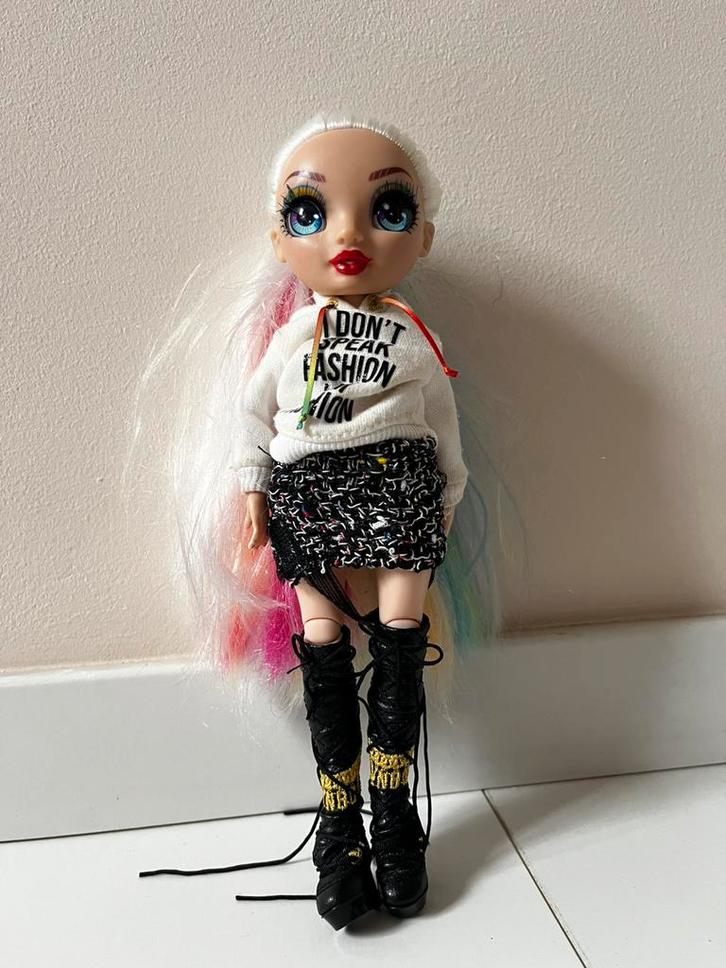 Rainbow high pop, Kinderen en Baby's, Speelgoed | Poppen, Zo goed als nieuw, Overige typen, Ophalen of Verzenden