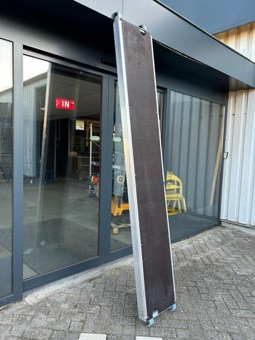 Rolsteiger platform 2.50x0.30M en 2.50x0.40M ZGAN beschikbaar voor biedingen