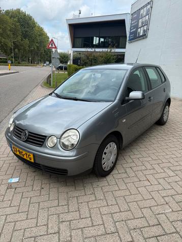 Volkswagen Polo 1.4 Turijn 55KW AUT 2005 Grijs beschikbaar voor biedingen