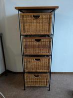 Kastje met 4 rieten manden., Ophalen, Minder dan 50 cm, Minder dan 100 cm, Metaal