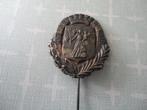 Antieke Franse speld/insigne Gymnastic 1935, Verzamelen, Verzenden, Zo goed als nieuw, Sport, Speldje of Pin