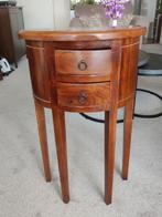 Klassieke halve sidetable, Antiek en Kunst, Ophalen of Verzenden