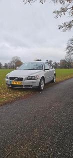 Volvo S40 2.4 I 103KW 2004 Grijs, Voorwielaandrijving, 65 €/maand, 700 kg, Origineel Nederlands