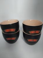 Set van 4 Baileys Mokken, Gebruikt, Keramiek, Ophalen of Verzenden, Overige stijlen