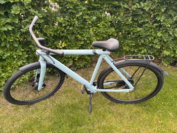 Vanmoof S3 blauw beschikbaar voor biedingen