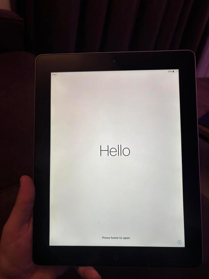 Ipad 4e generatie model A1458, Computers en Software, Apple iPads, Zo goed als nieuw, Apple iPad, 10 inch, 64 GB, Wit, Ophalen of Verzenden