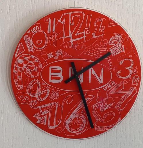 Unieke ORANGE BNN Wandklok, Huis en Inrichting, Woonaccessoires | Klokken, Gebruikt, Wandklok, Analoog, Ophalen