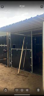 Eigen prive stal met paddock incl ruwvoer, Tuin en Terras, Ophalen of Verzenden, Zo goed als nieuw, Kunststof, Overige typen