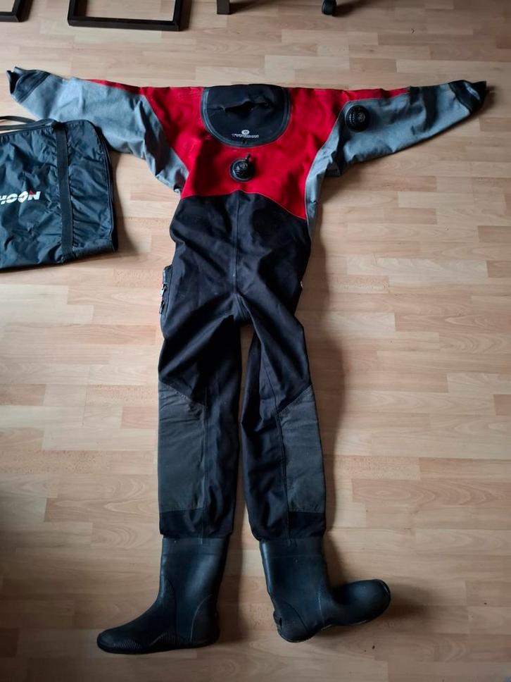 Tyfoon Trilaminaat Droogpak Maat L, Boots 45, Watersport en Boten, Duiken, Ophalen of Verzenden